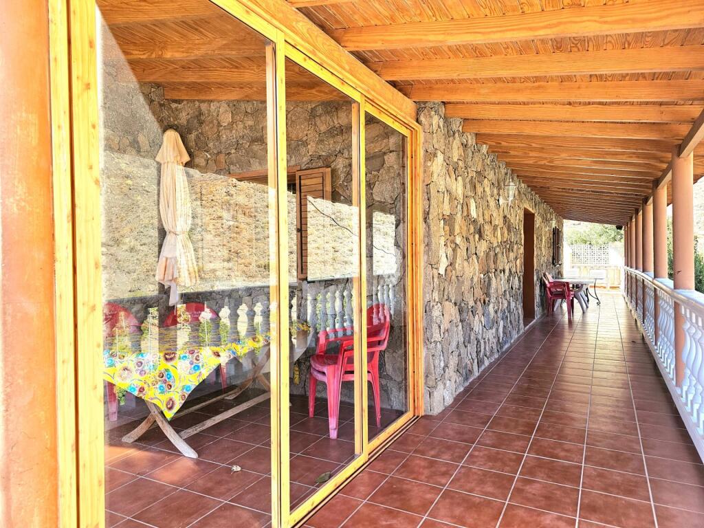 Imagen 2 de VENTA DE FINCA  CON DOS VIVIENDAS - TASARTICO
