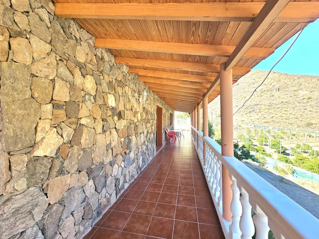Imagen 3 de VENTA DE FINCA  CON DOS VIVIENDAS - TASARTICO