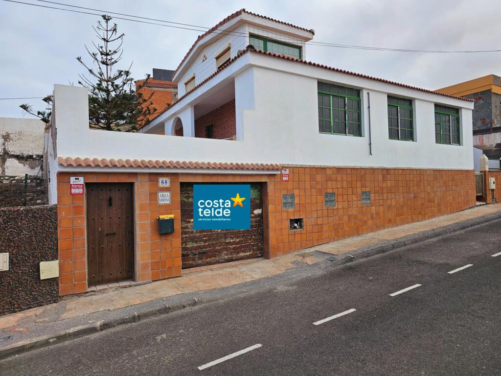 Imagen 3 de VENTA DE CHALET EN PLAYA DEL HOMBRE