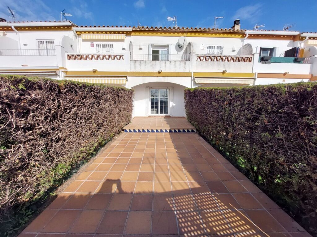 Imagen 4 de Casa-Chalet en Venta en Estartit Girona