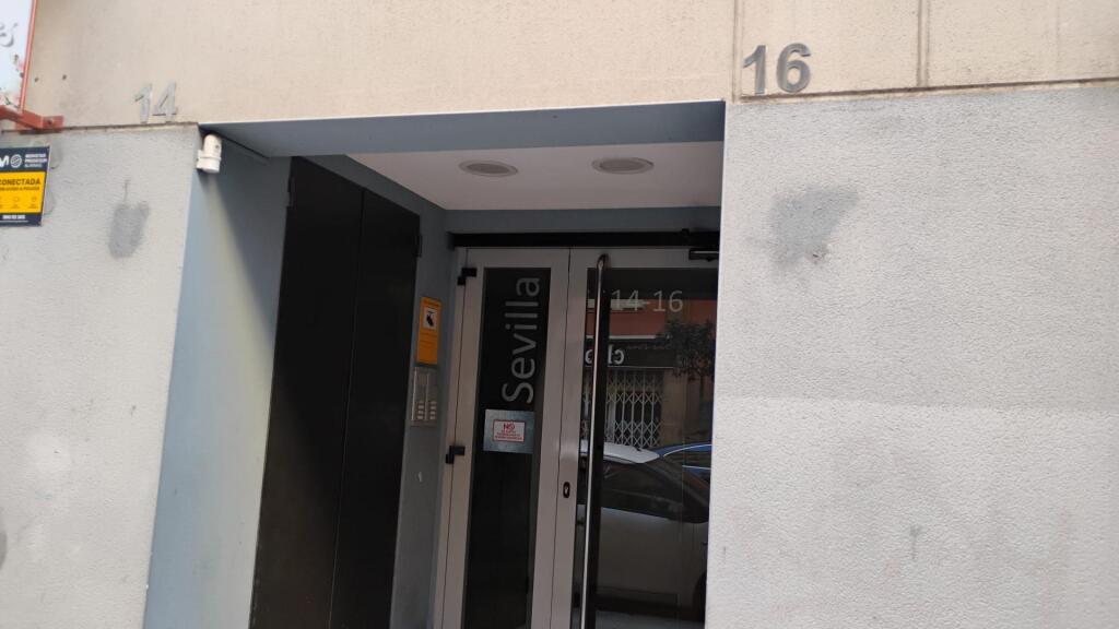 Imagen 3 de Local comercial en Alquiler en Tarragona Tarragona