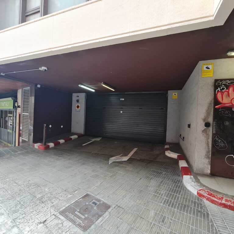 Imagen 3 de Parking coche en Venta en Barcelona Barcelona SANT GERVASI