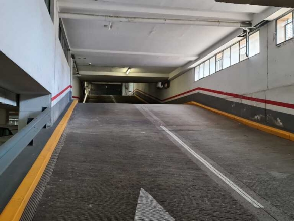 Imagen 4 de Parking coche en Venta en Barcelona Barcelona SANT GERVASI