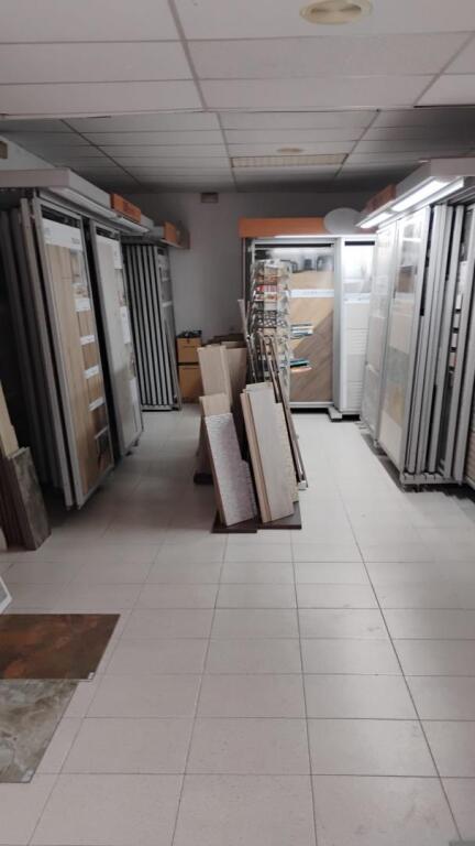 Imagen 3 de Local comercial en Venta en Tarragona Tarragona