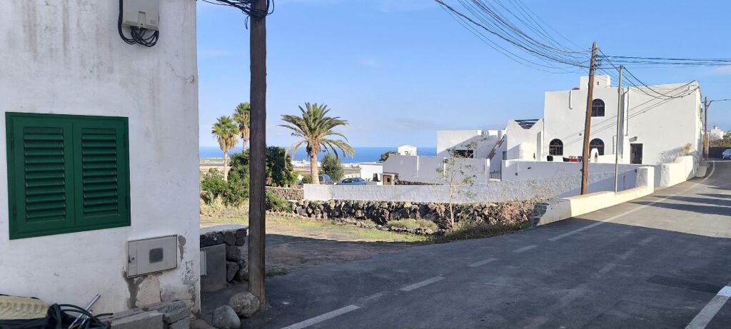 Imagen 2 de Casa-Chalet en Venta en Haria (Lanzarote) Las Palmas