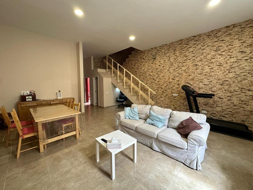 Imagen 3 de Casa terera en ladera alta
