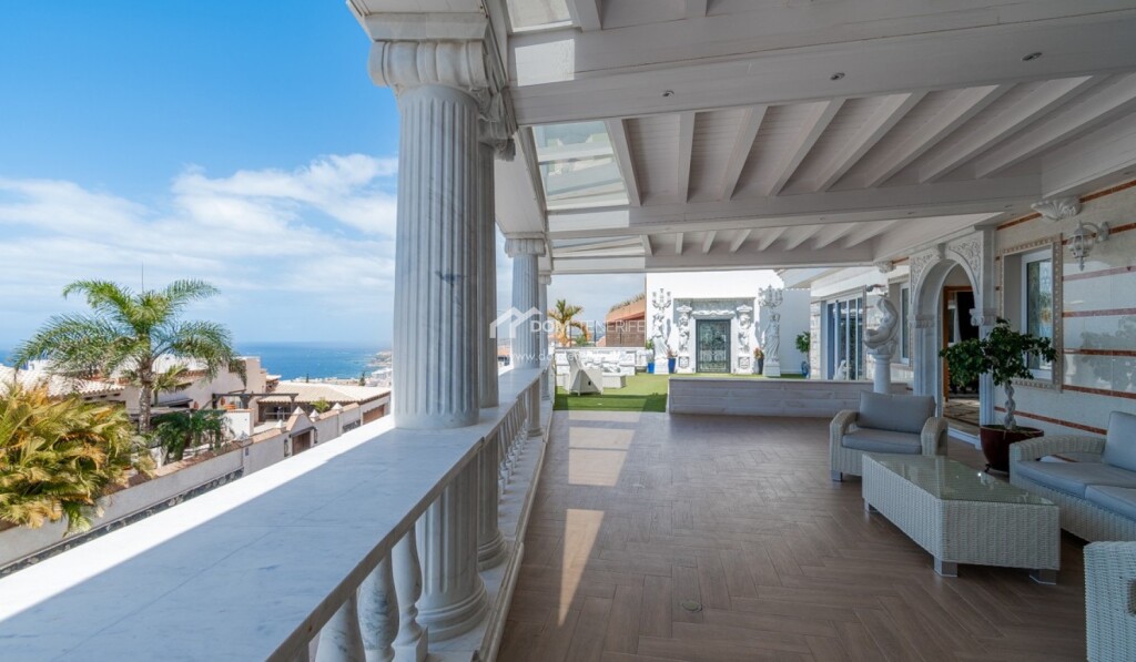 Imagen 4 de Casa-Chalet en Venta en Adeje Santa Cruz de Tenerife
