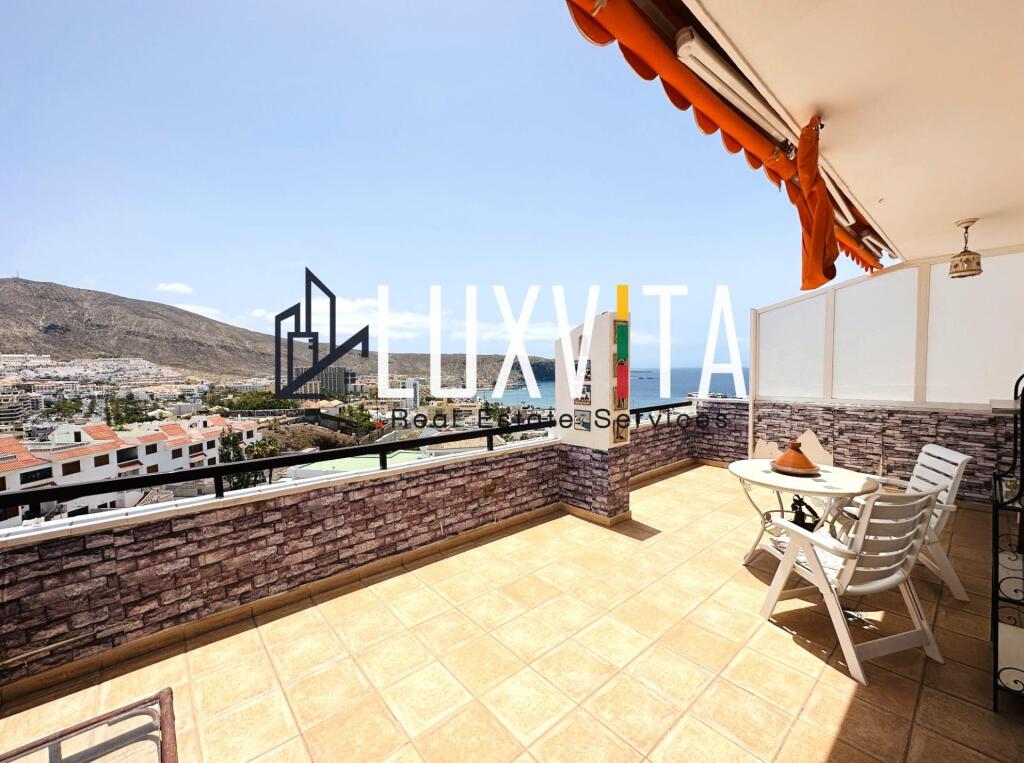 DOS TERRAZAS Y VISTAS AL MAR EN LOS CRISTIANOS