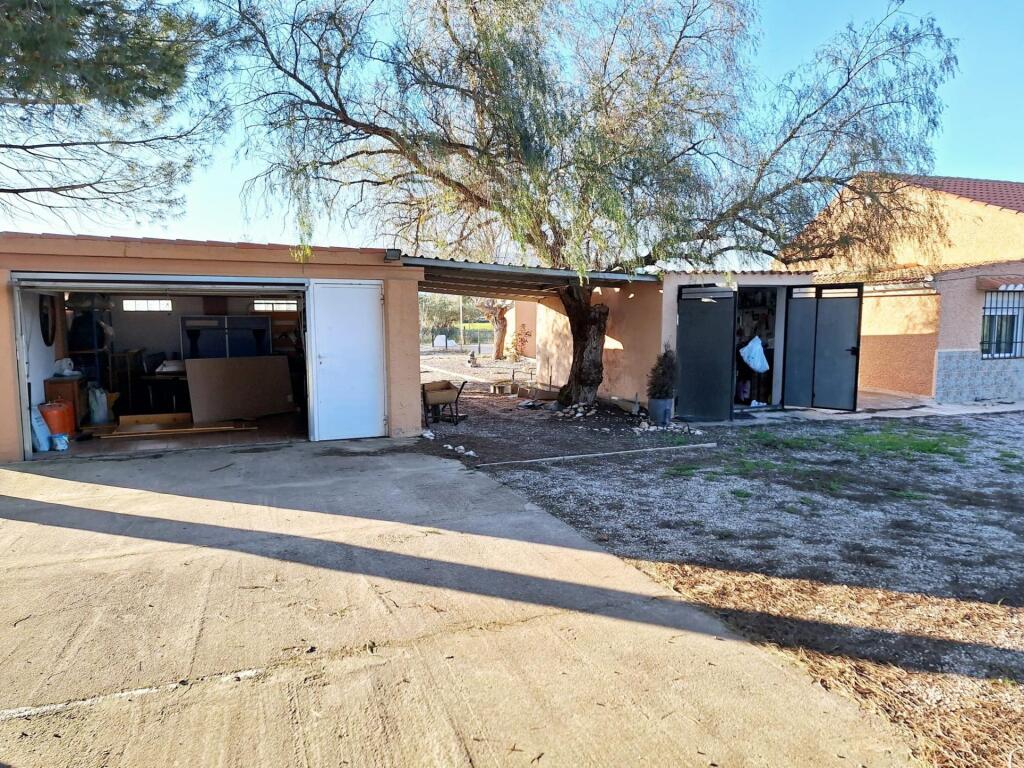 Imagen 2 de Casa de campo a la venta en Caudete SIN COMISION