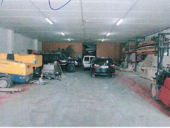 Imagen 3 de NAVE INDUSTRIAL DE ALQUILER EN ZONA PRIVILEGIADA DE LA C-55 EN CASTELLGALÍ A PIE DE CARRETERA