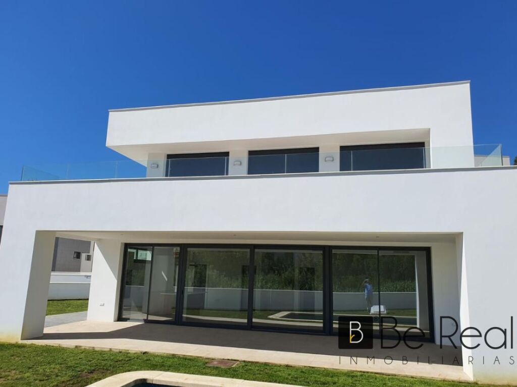 Imagen 3 de VILLAS DUQUESA GOLF &amp; BEACH: EXCLUSIVIDAD Y LUJO A 600M DEL MAR CON VISTAS PANORÁMICAS