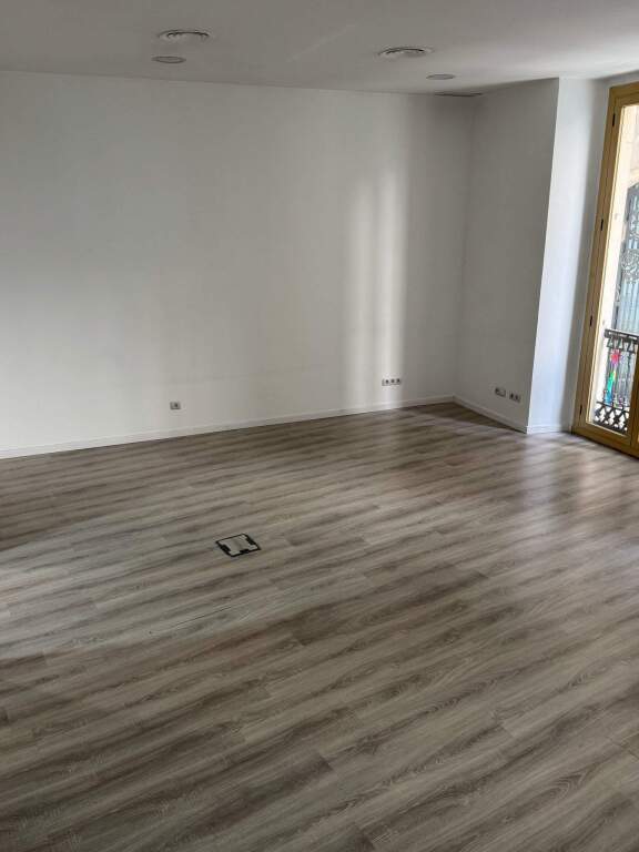Imagen 4 de Oficina reformada en alquiler – Fontanella / Plaça Catalunya