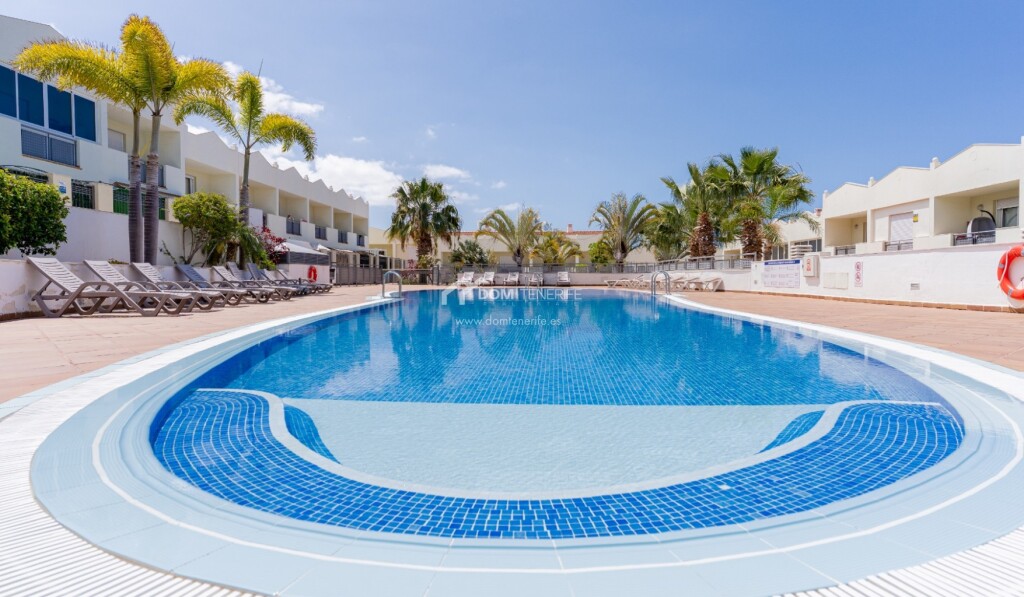 Imagen 2 de Casa de pueblo en Venta en Adeje Santa Cruz de Tenerife