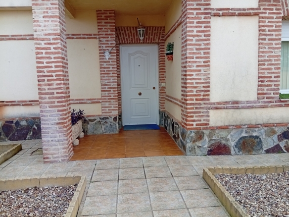 Imagen 2 de Casa-Chalet en Venta en Lucillos Toledo