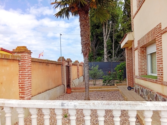 Imagen 4 de Casa-Chalet en Venta en Lucillos Toledo