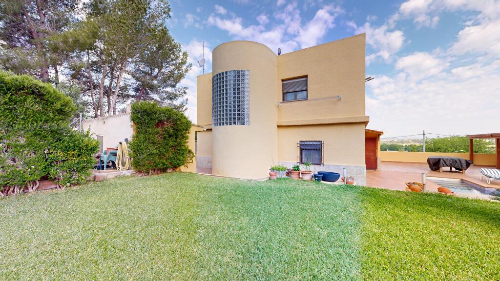 Imagen 3 de Casa-Chalet en Venta en Ribaroja De Turia Valencia