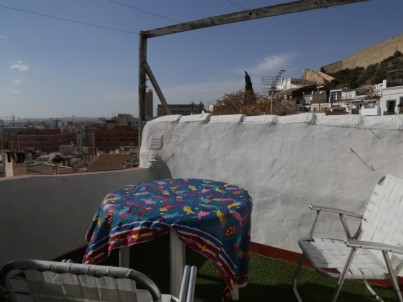 Imagen 1 de Casa de pueblo en Alquiler en Alicante Alicante SANTA CRUZ