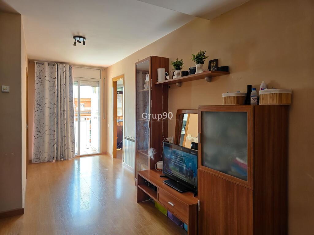 Imagen 4 de ? Excelente piso de 2 habitaciones en Torrefarrera con plaza de parking y trastero.