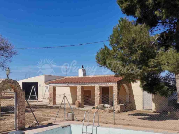 Imagen 1 de Casa de campo-Masía en Venta en Yecla Murcia - El Club del Propietario Imagen 1 de Casa de campo-Masía en Venta en Yecla Murcia