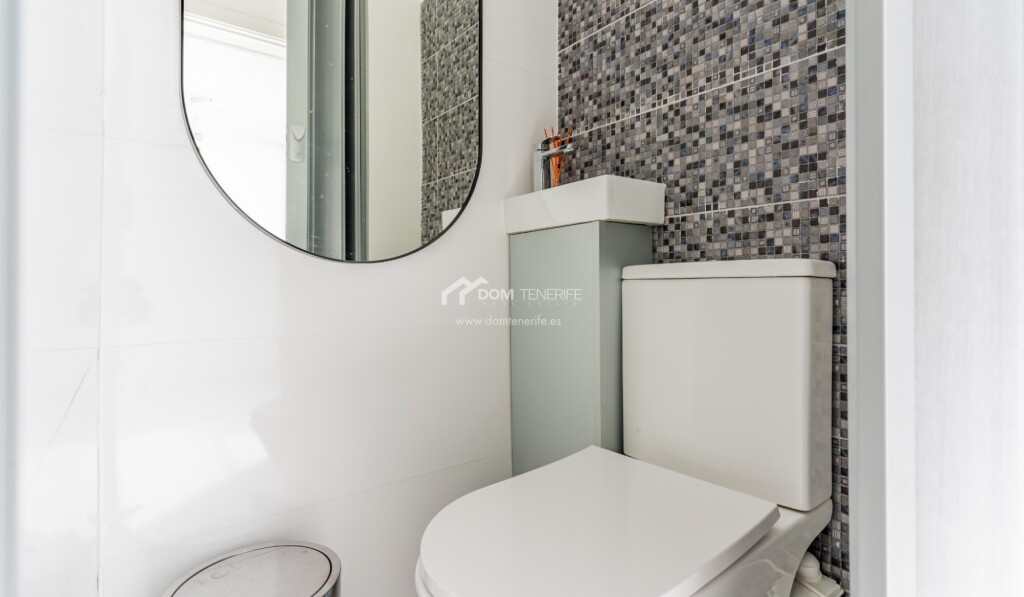 Imagen 4 de Casa de pueblo en Venta en Adeje Santa Cruz de Tenerife