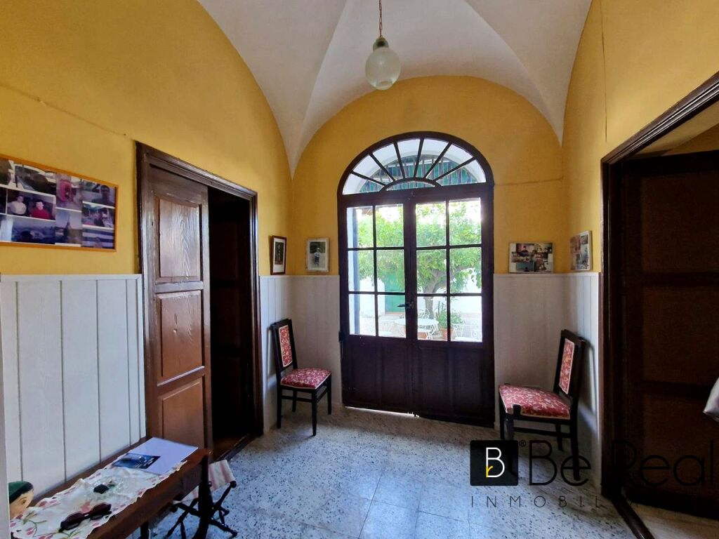 Imagen 3 de SEÑORIAL CASA DEL SIGLO XVIII EN EL CORAZÓN DE DON BENITO (BADAJOZ).