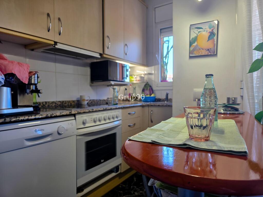 Imagen 4 de ? SE VENDE PISO EN ALCARRÀS CON BOX INDEPENDIENTE – ¡IDEAL COMO PRIMERA VIVIENDA O INVERSIÓN! ?