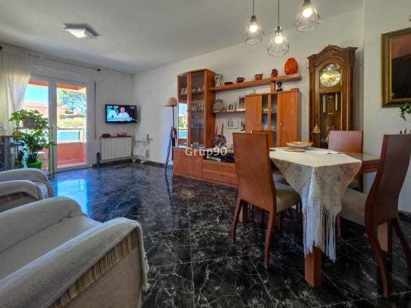 Imagen 1 de ? SE VENDE PISO EN ALCARRÀS CON BOX INDEPENDIENTE – ¡IDEAL COMO PRIMERA VIVIENDA O INVERSIÓN! ? - El Club del Propietario Imagen 1 de ? SE VENDE PISO EN ALCARRÀS CON BOX INDEPENDIENTE – ¡IDEAL COMO PRIMERA VIVIENDA O INVERSIÓN! ?