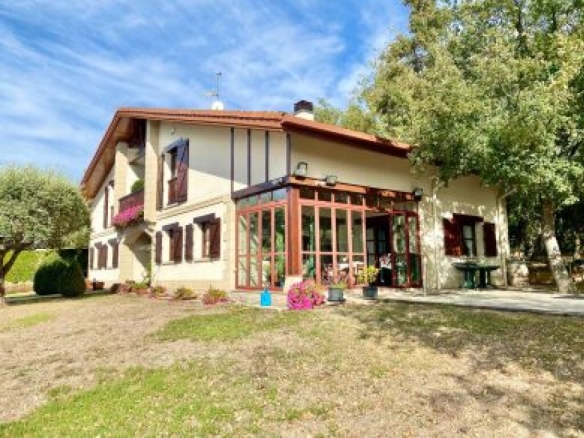 Imagen 3 de Casa-Chalet en Venta en Estibaliz Álava