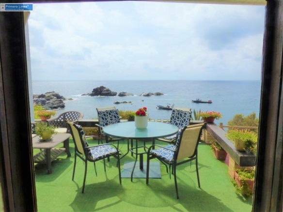 Imagen 4 de VENTA DE CHALET EN 1º LINEA DEL FARO DE CABO DE PALOS