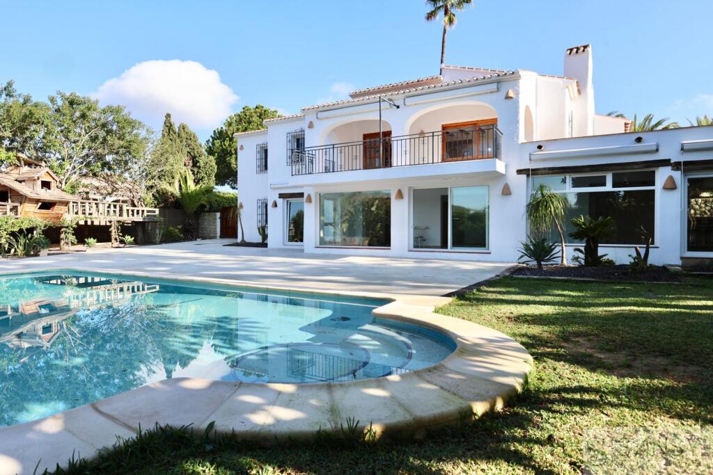Imagen 2 de Casa-Chalet en Venta en Alicante Alicante