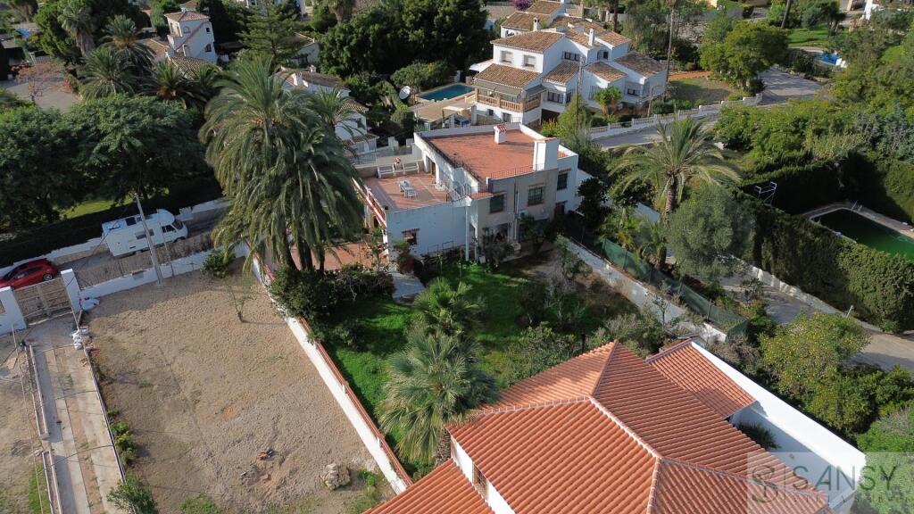 Imagen 2 de Casa-Chalet en Venta en Alicante Alicante