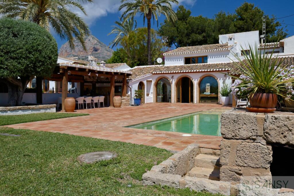 Imagen 4 de Casa-Chalet en Venta en Alicante Alicante