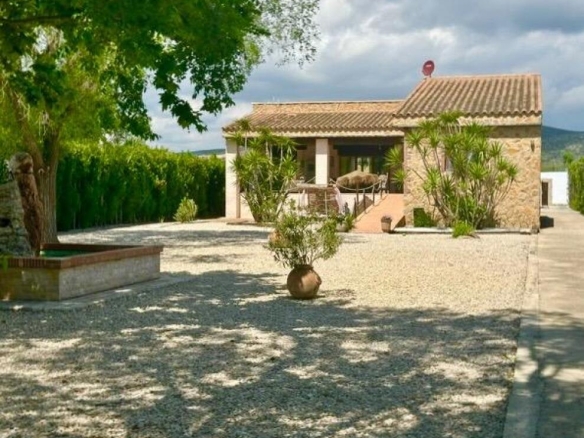 Imagen 2 de Encantadora casa de campo mediterránea en Ulldecona