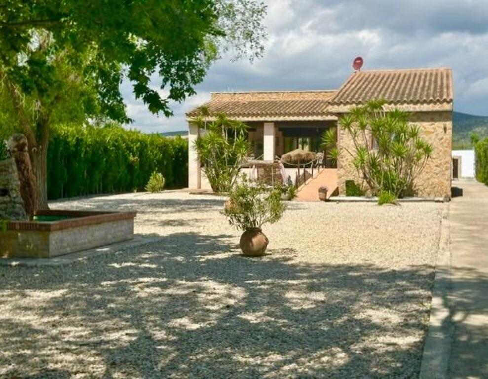 Imagen 2 de Encantadora casa de campo mediterránea en Ulldecona
