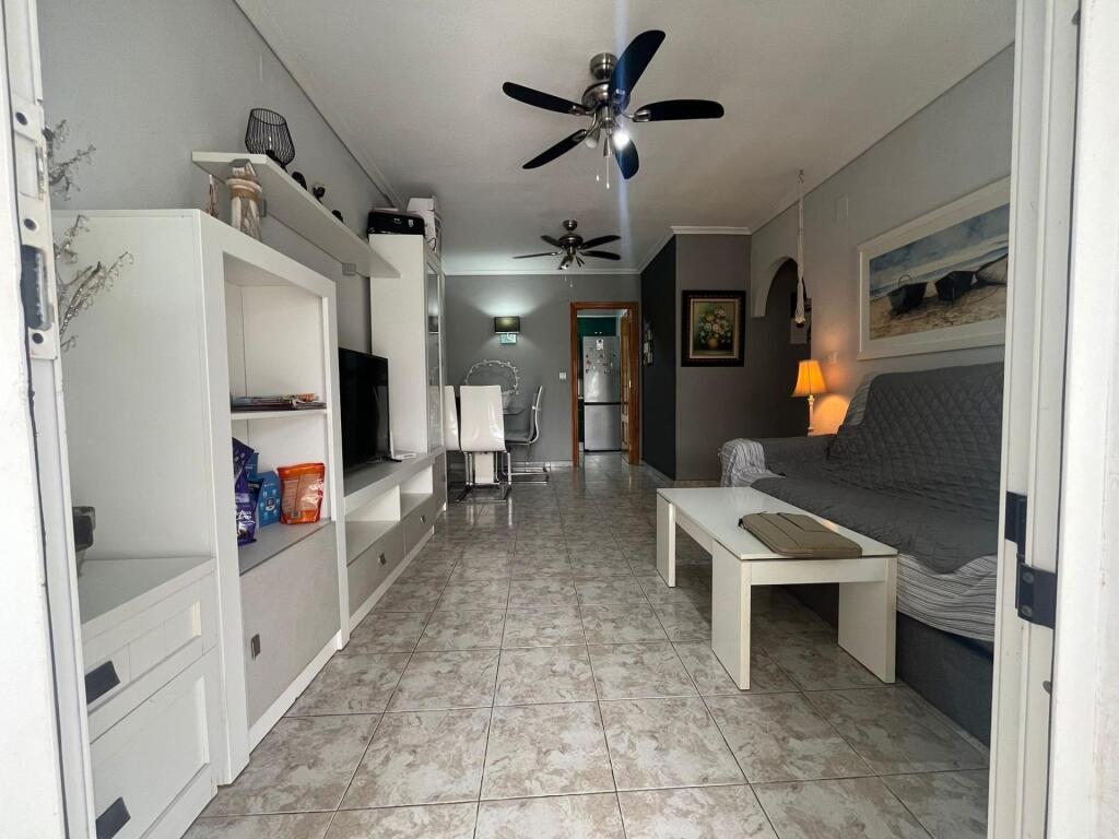 Imagen 2 de Bungalow con piscina comunitaria.