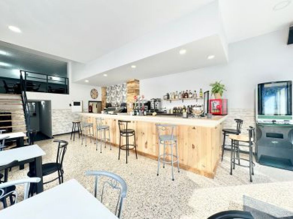 Imagen 4 de Local comercial en Alquiler en Vitoria Álava