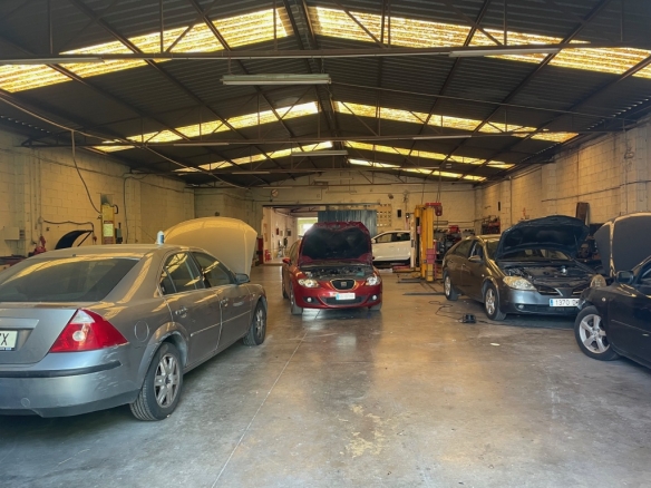 Imagen 1 de Nave comercial en Venta en Campello