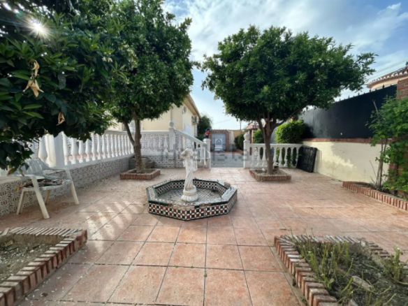 Imagen 4 de Casa-Chalet en Venta en Alhendin Granada