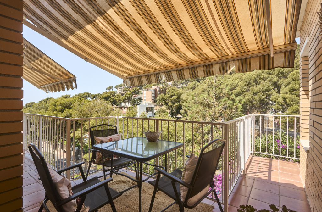 Imagen 2 de Casa-Chalet en Venta en Castelldefels Barcelona LES BOTIGUES DE SITGES