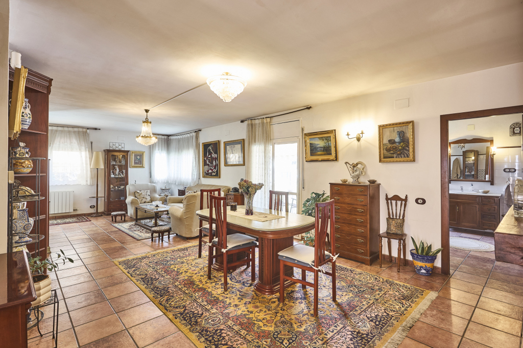 Imagen 3 de Casa-Chalet en Venta en Castelldefels Barcelona LES BOTIGUES DE SITGES