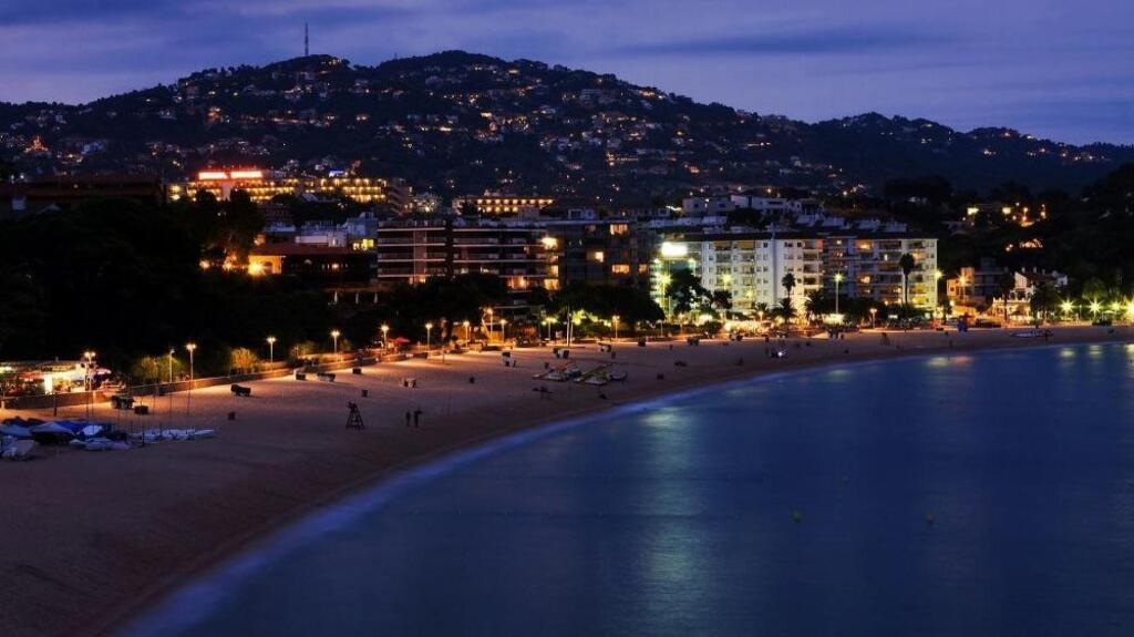 Imagen 2 de GRAN OPORTUNIDAD DE INVERSIÓN EN LLORET DE MAR