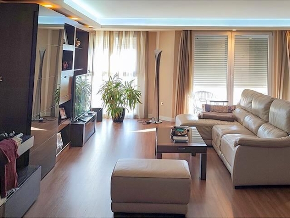 Imagen 2 de ALTO STANDING EN PLENO CENTRO CON VISTAS ESPECTACULARES