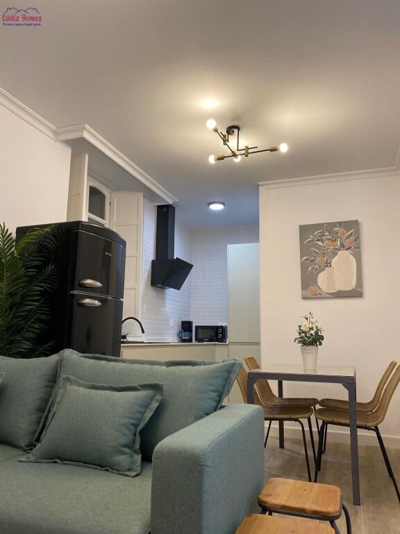 Imagen 4 de PRECIOSA VIVIENDA REFORMADA A ESCASOS METROS DE CALLE ANCHA