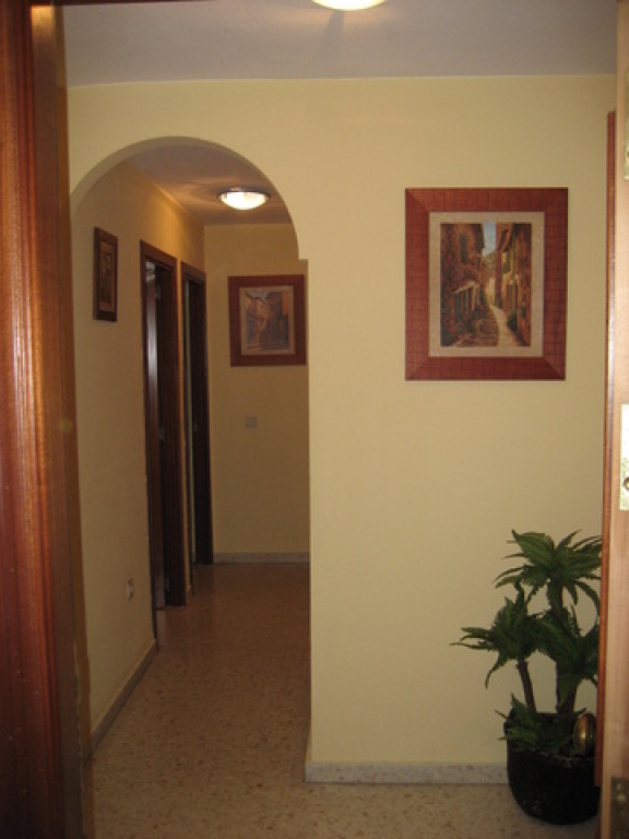 Imagen 2 de ¡¡ESTUIDANTES!! ESTUPENDO PISO AMUEBLADO EN ALQUILER