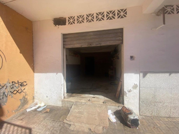 Imagen 3 de LOCAL COMERCIAL EN MIRAFLORES CON POSIBILIDAD DE CONVERTIR A VIVIENDA