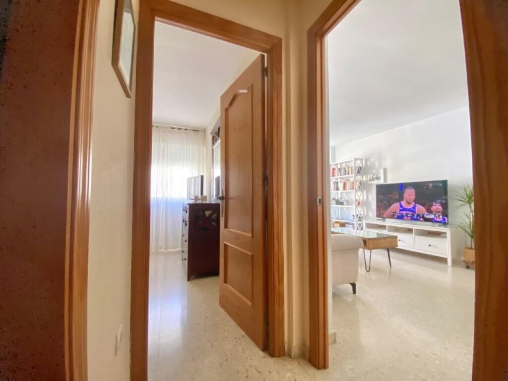 Imagen 3 de FANTÁSTICA VIVIENDA LISTA PARA ENTRAR A VIVIR EN MÁLAGA.