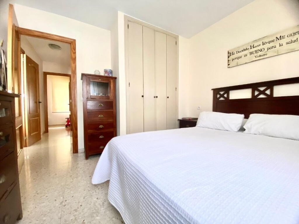 Imagen 4 de FANTÁSTICA VIVIENDA LISTA PARA ENTRAR A VIVIR EN MÁLAGA.