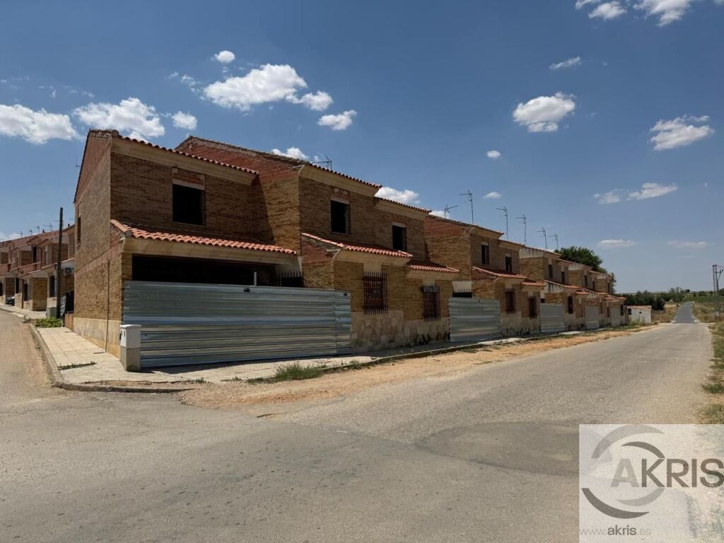 Imagen 3 de Vivienda a terminar con gran potencial