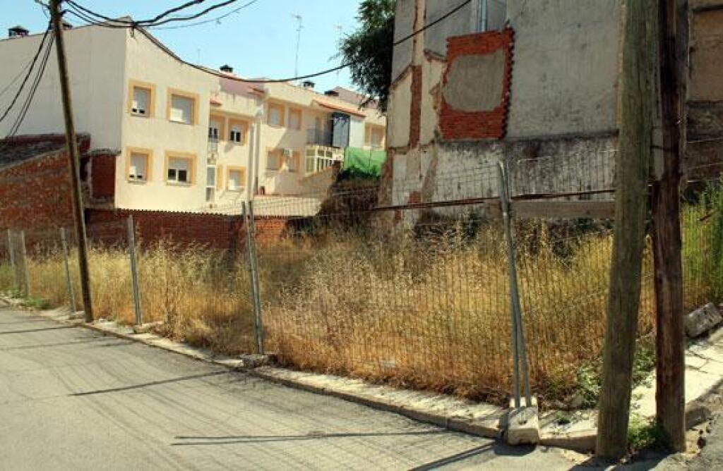 Imagen 2 de TERRENO URBANO EN NOBLEJAS