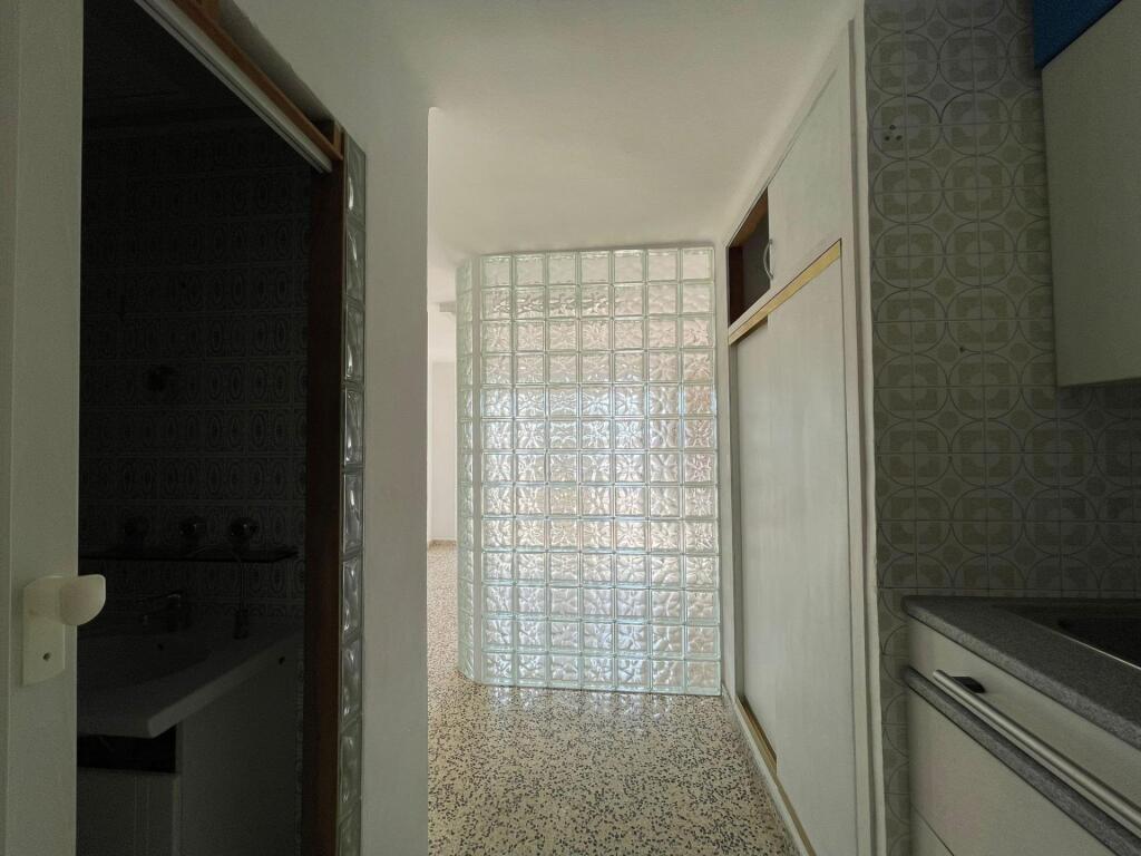 Imagen 4 de Santa Catalina alta – Estudio con balcón y vistas al castillo